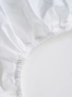 Dra-på-lakan vit - 180x200 cm
