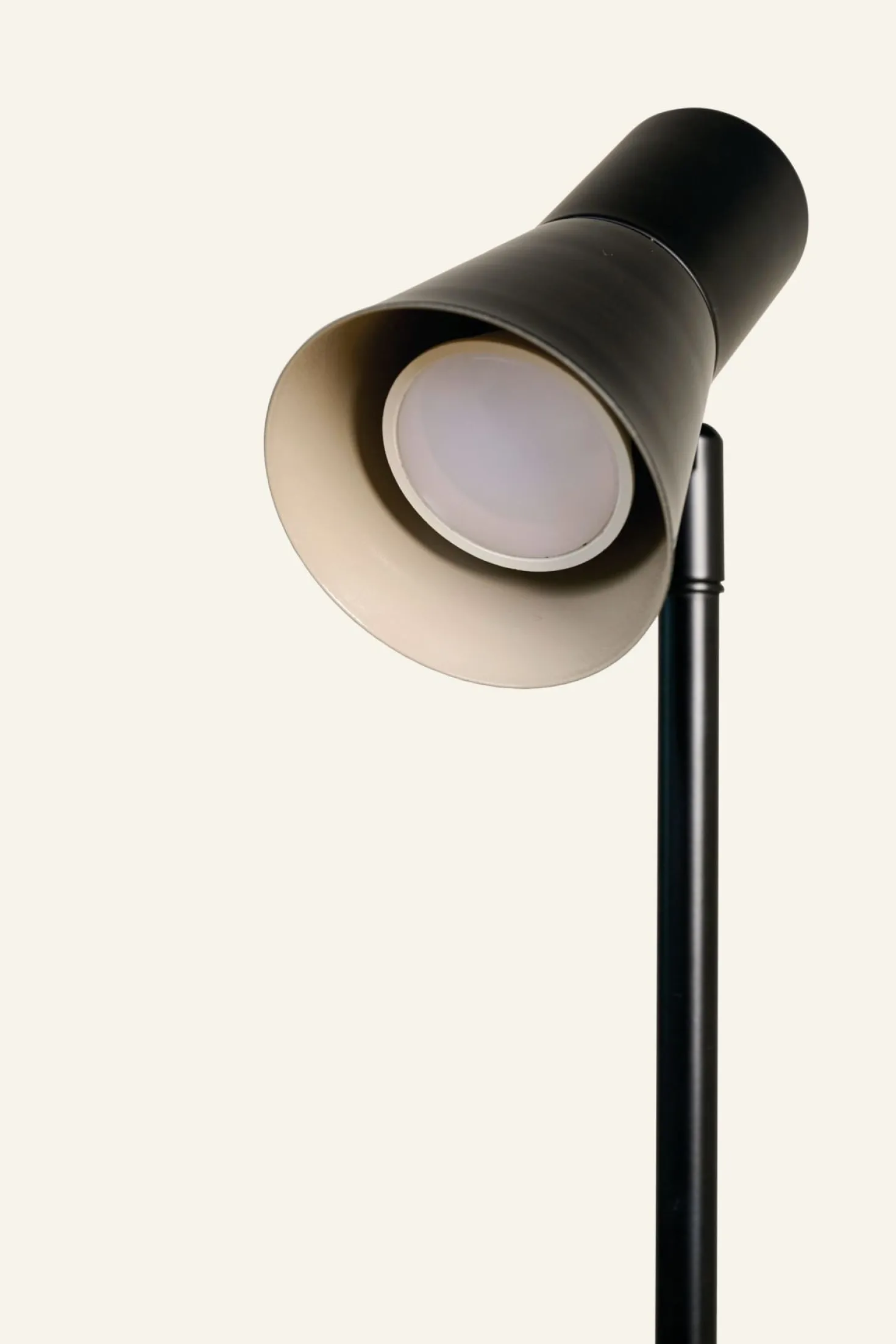 Golvlampa svart - 20x17,5x140 cm
