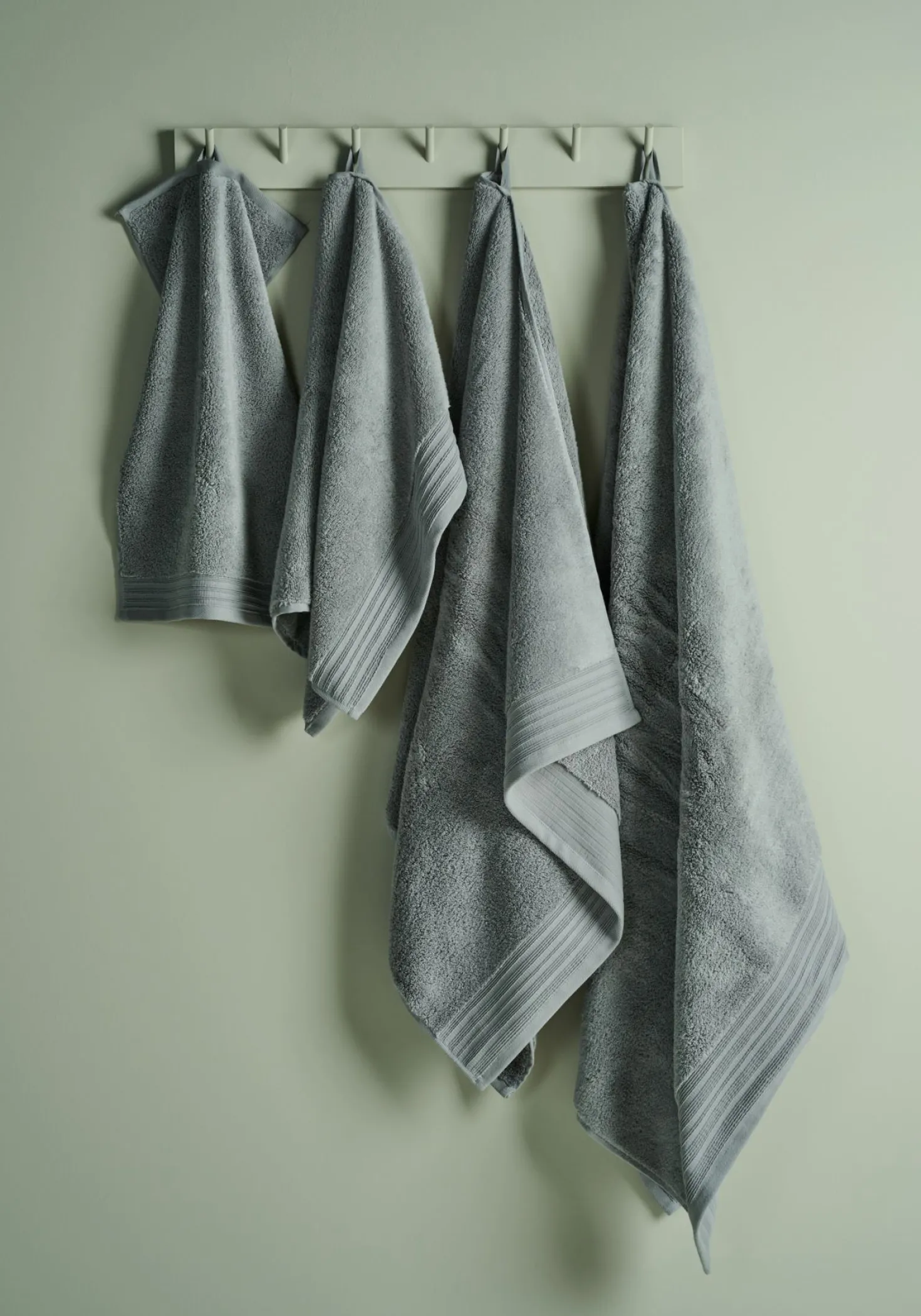 Handduk grå - 90x150 cm