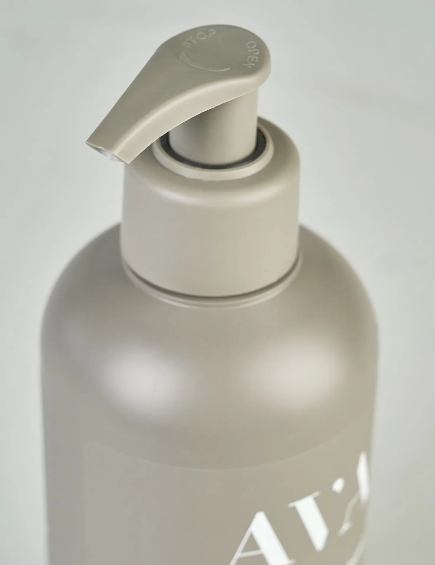 Handkräm mörkgrå - 300 ml