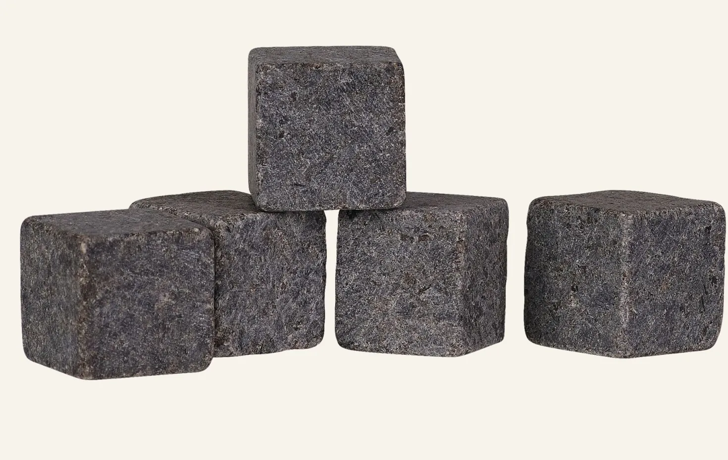 Isbitar grå - 7,8x7,8x2,9 cm