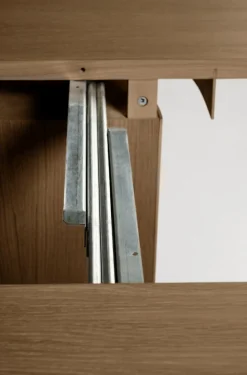 Matbord brun - ø127 cm