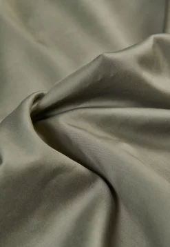 Påslakanset i egyptisk bomull satin olivgrön - 150x210 cm/50x60 cm