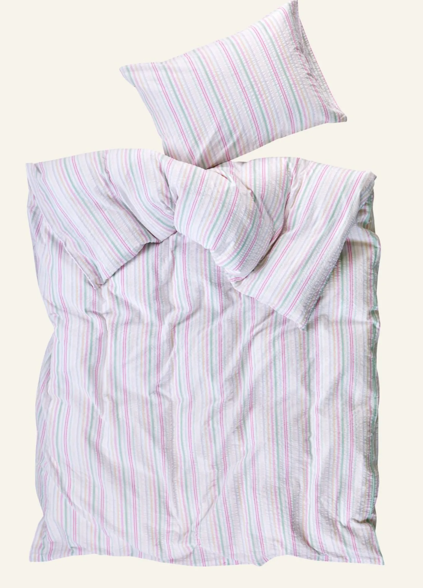 Påslakanset i garnfärgad bäckebölja multi - 150x210 cm